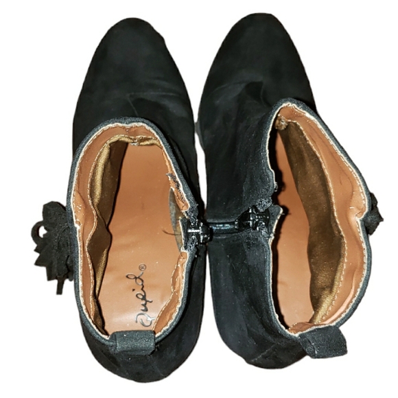 Qupid Tiber-60 Side Fringe Tassels Faux Suede Instep Zip Black Ankle Booties 7 - Picture 11 of 16